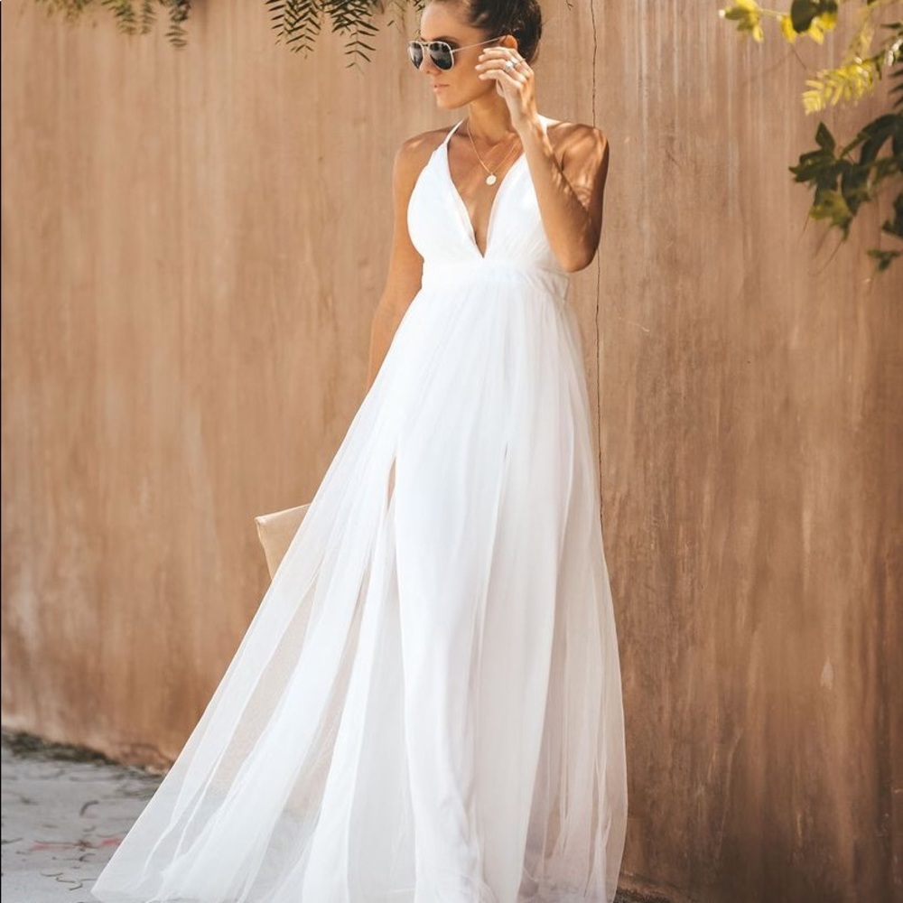 Vici Petal Dust White Tulle Maxi - M